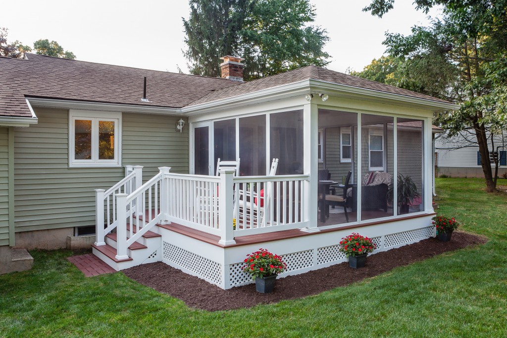 Custom deck with screen room built by The Decksperts | Serving Western MA, Springfield, MA, and West Springfield, MA